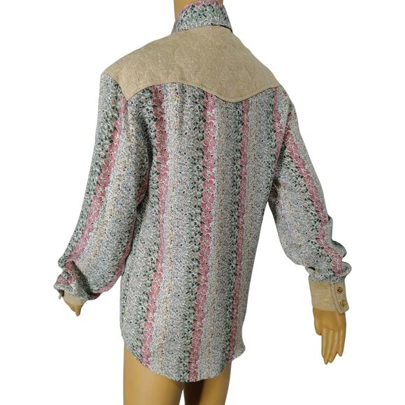 1970s Western Cream Floral Print Patchwork Quilted Yoke Button Up Shirt Size M - Picture 7 of 10